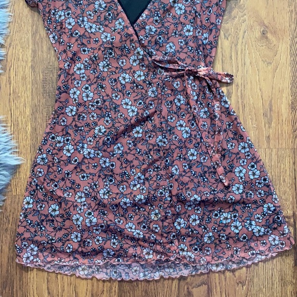 Cotton Candy LA Floral Mini Dress - Picture 3 of 9